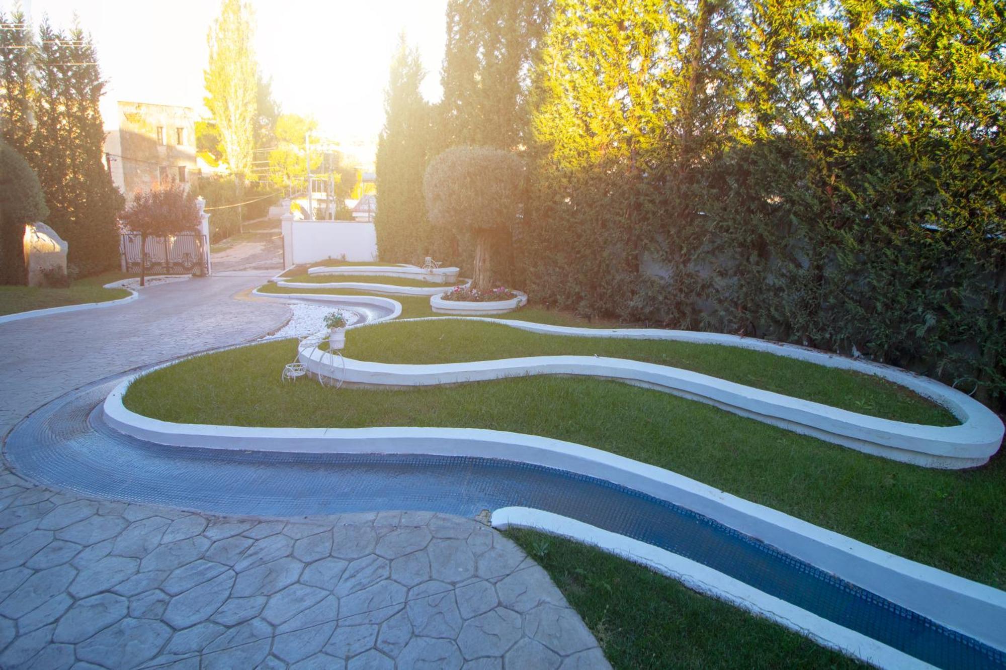 Elite Luxury Boutique Hotel