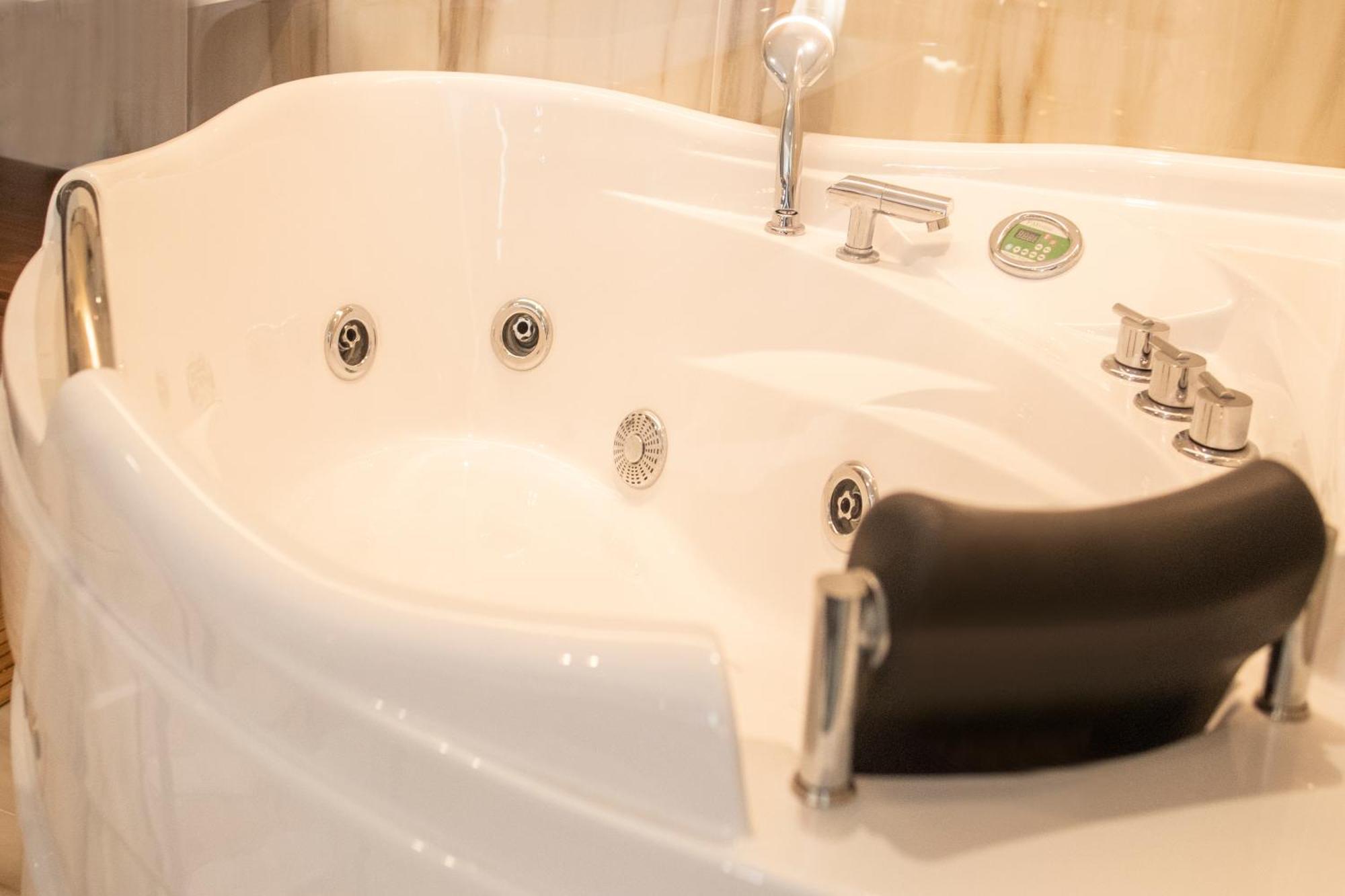 Hotel Elite Luxury Boutique 4*