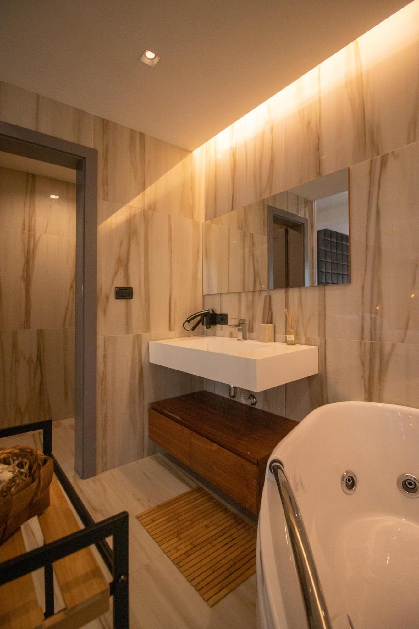Elite Luxury Boutique 4* Fier