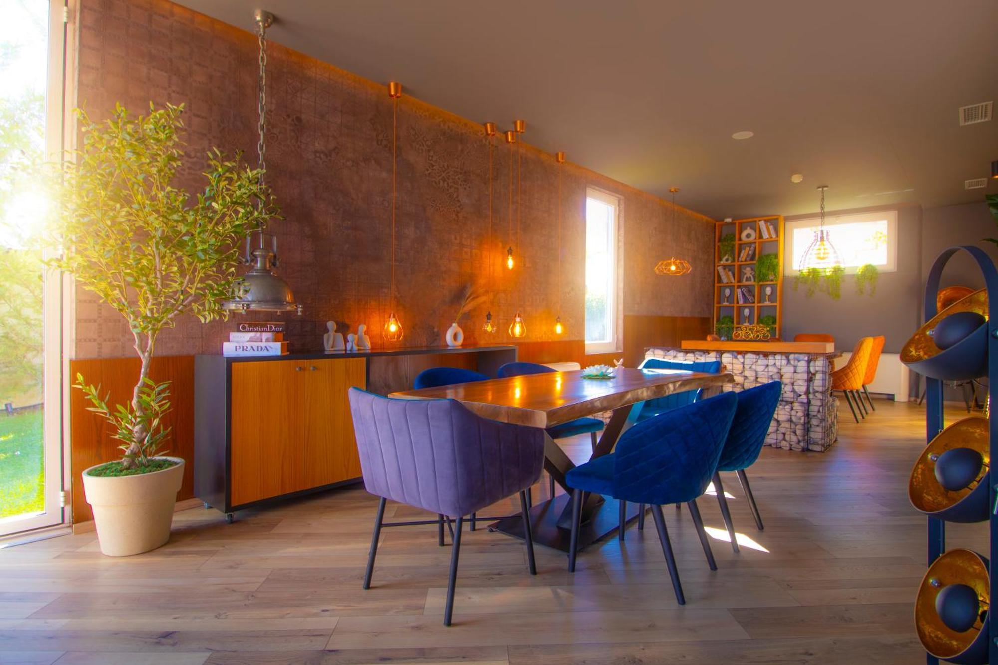 Elite Luxury Boutique Hotel 4*
