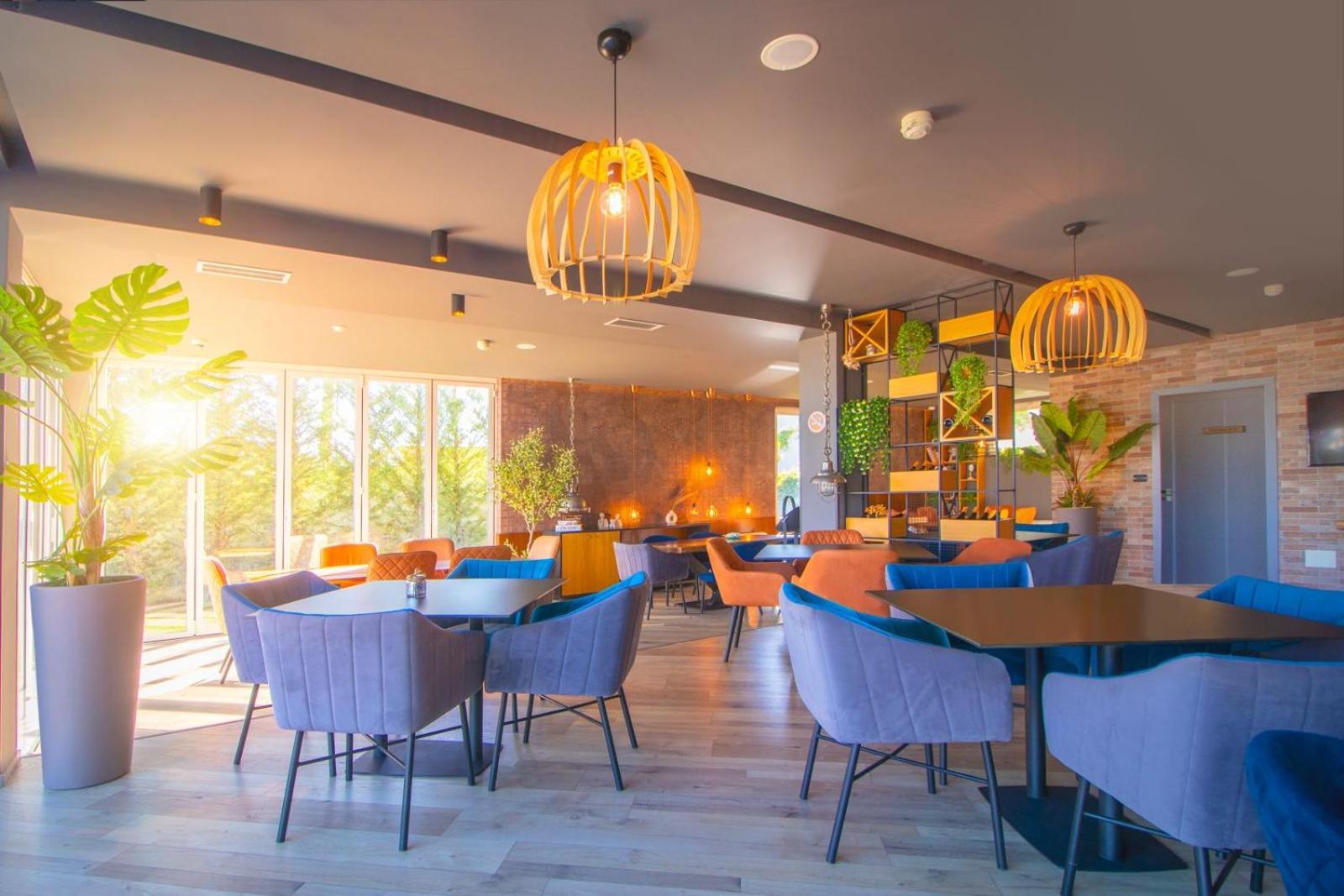 Elite Luxury Boutique Hotel
